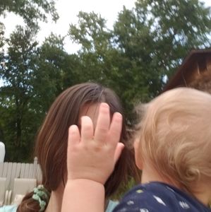 Meet your Posher, Marie